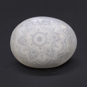 Palm Stone Σεληνίτη Mandala - Selenite